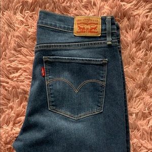 Levi 311 Shaping Skinny Jeans